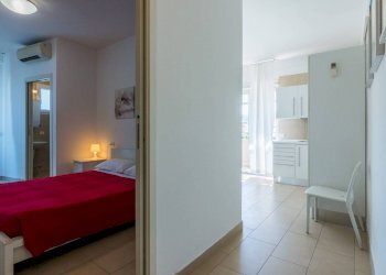 CORRIDOIO - Two-room apartment via Cesare Battisti, Gabicce Mare - photo 7