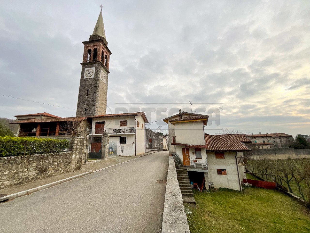 ESTERNI - Villa Via Guglielmo Marconi 13, Torreano - foto 2