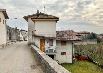 ESTERNI - Villa Via Guglielmo Marconi 13, Torreano - foto 5