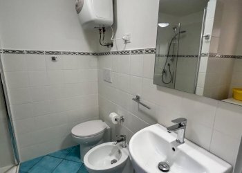 WhatsApp Image 2025-05-23 at 11.49.13 (2).jpeg - Quadrilocale Via Roma 68, San Felice Circeo - foto 5