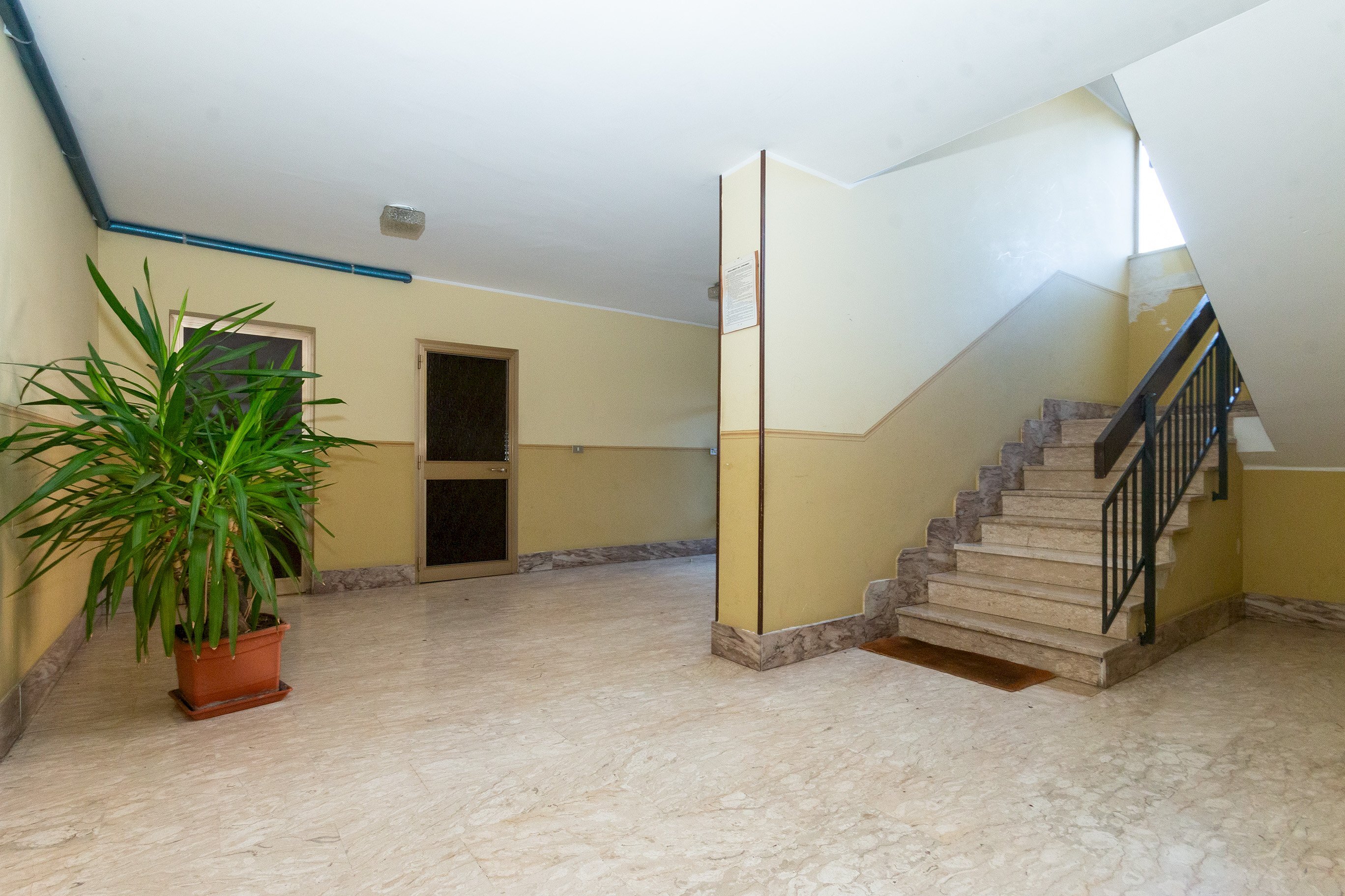 Two-room apartment Via Della Repubblica, 5, Dronero - photo 2