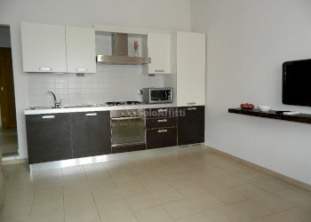 1a Angolo cottura in sala.JPG - Appartamento Firenze - foto 1