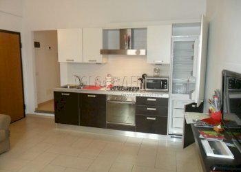 1c Angolo cottura in sala.jpg - Appartamento Firenze - foto 3