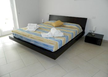 3d Camera con terrazzo.JPG - Appartamento Firenze - foto 11