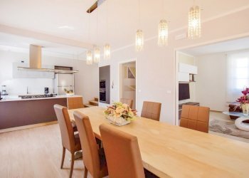 itv913_kitchen_01.jpg - Villa Camaiore - photo 4