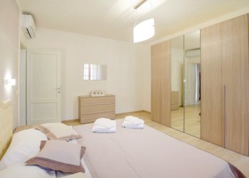 itv913_bed_03.jpg - Villa Camaiore - photo 7