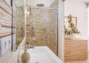 itv913_bath_03.jpg - Villa Camaiore - photo 14