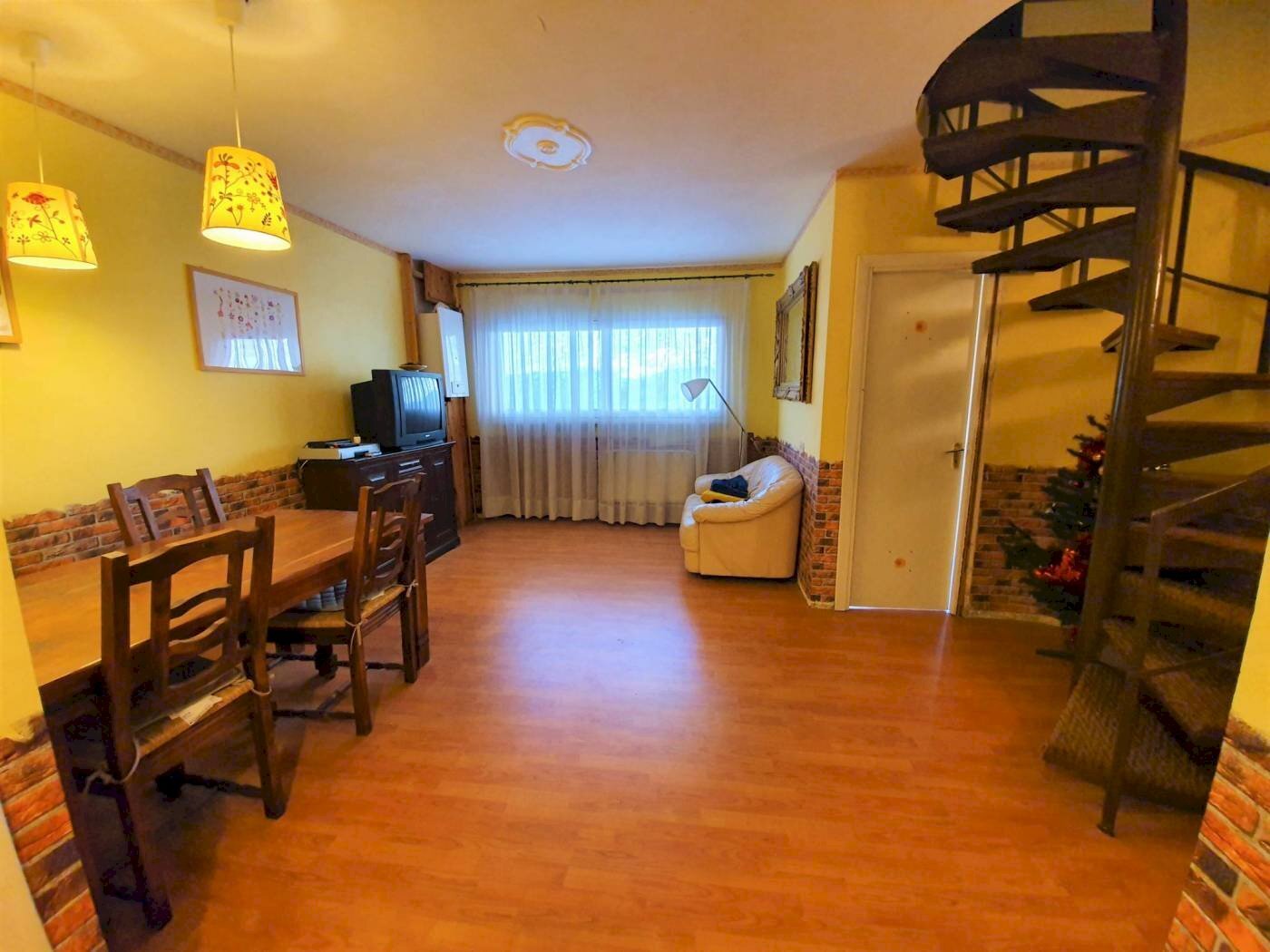 Soggiorno - Four-room apartment Micigliano - photo 1