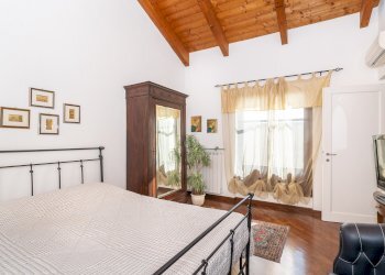 camera da letto patronale - Appartamento Corso Re Umberto, 212, Verzuolo - foto 37