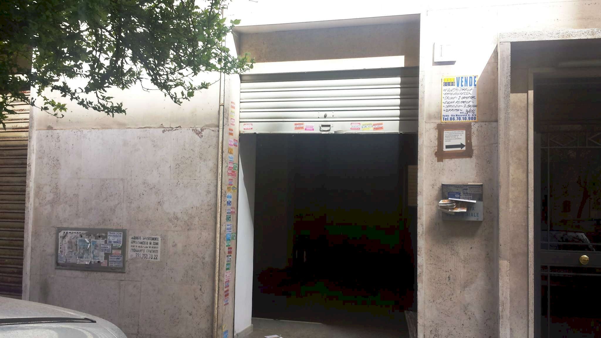 sanseverino - Shop via roberto sanseverino, Roma - photo 1