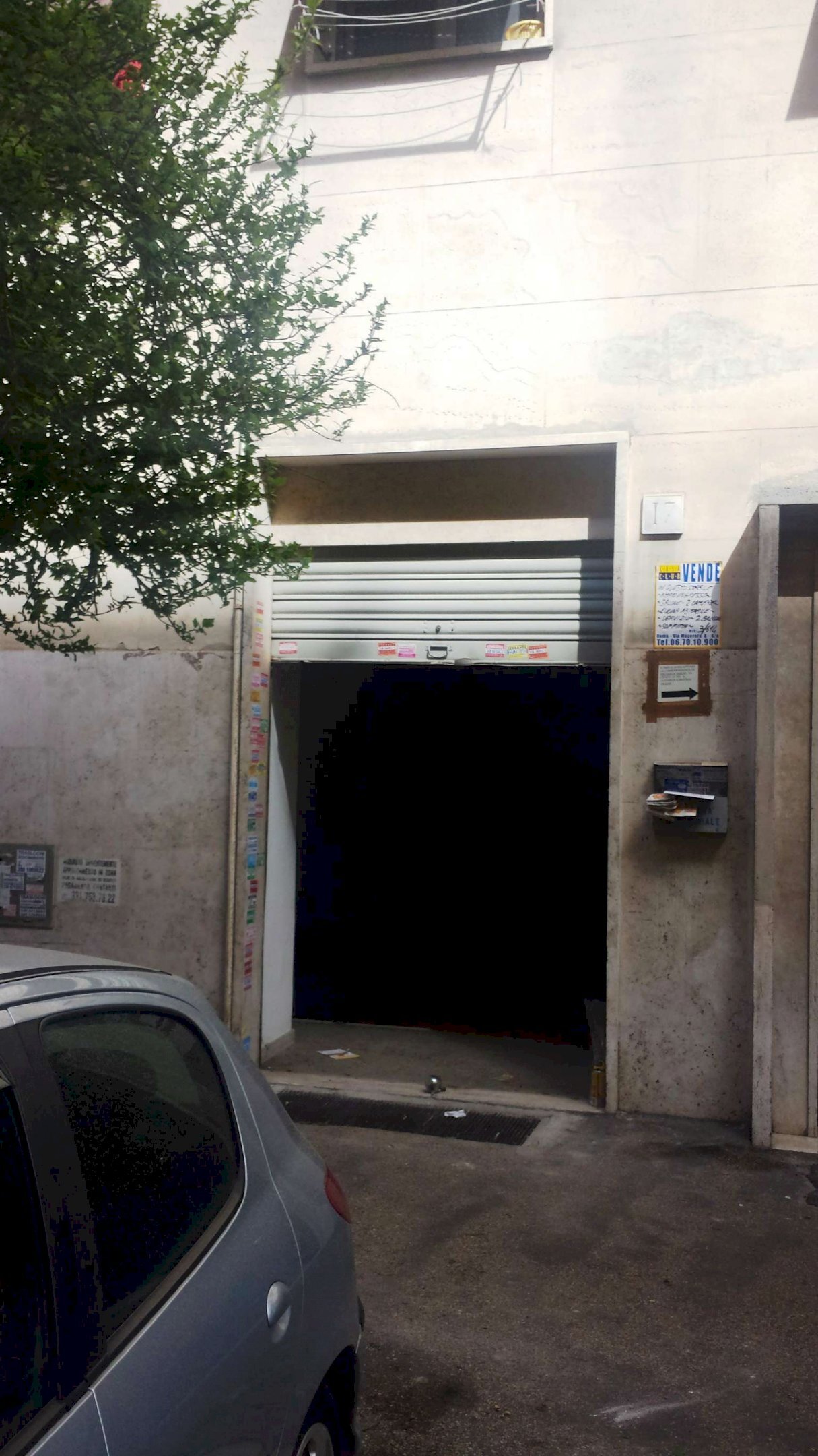 sanseverino1 - Shop via roberto sanseverino, Roma - photo 2