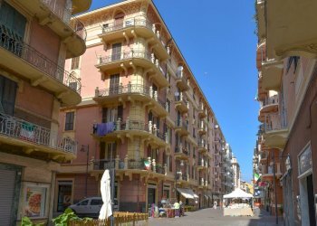 Centro Vado-1.jpg - Bilocale Via Aurelia 88, Vado Ligure - foto 10