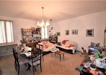 Casa indipendente Russi - foto 1