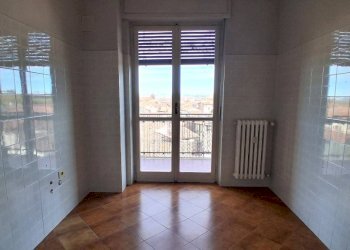 Camera da letto - Appartamento piazza Martiri, 9, Bene Vagienna - foto 15