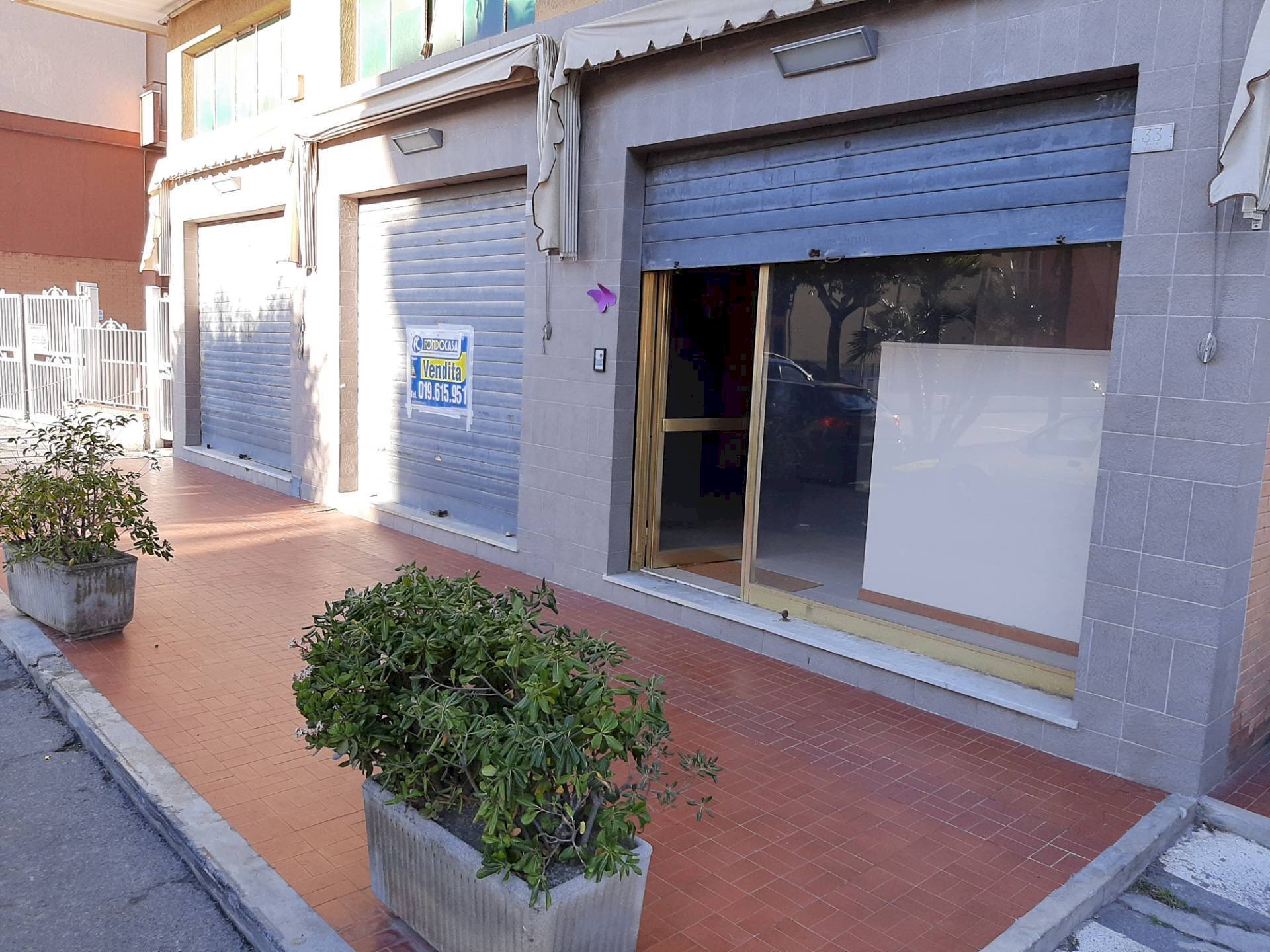 Locale Commerciale piazza marconi, Pietra Ligure - foto 3
