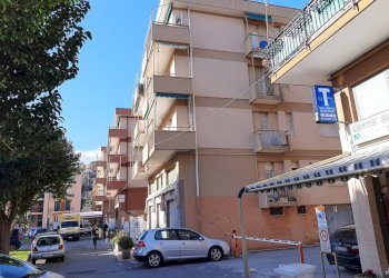 Locale Commerciale piazza marconi, Pietra Ligure - foto 6