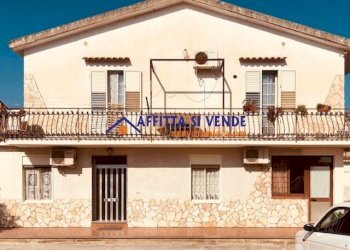 ESTERNO - Villa Via Beato Federico Campisano 20, Siracusa - foto 1