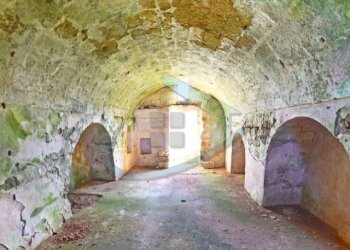 Stanza non arredata - Rustic Patù - photo 6