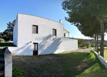 Casa indipendente Castrignano del Capo - foto 4