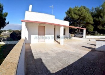 Facciata - Casa indipendente Castrignano del Capo - foto 6