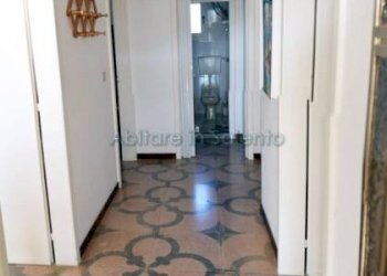 Corridoio - Casa indipendente Castrignano del Capo - foto 8