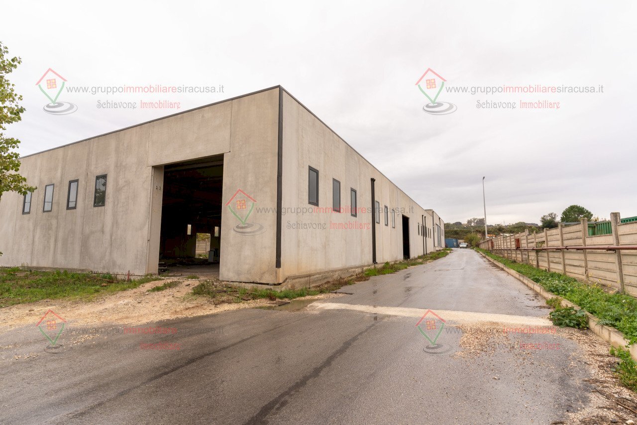RIC07786.jpg - Capannone Siracusa - foto 1