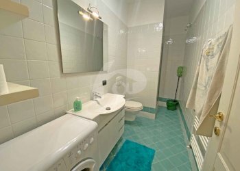 bagno-doccia.jpg - Trilocale Via della Repubblica 7, Laveno-Mombello - foto 14