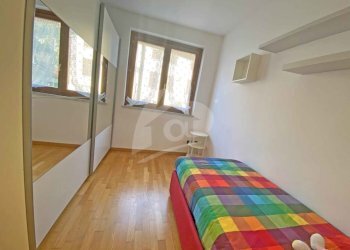 cameretta1.jpg - Trilocale Via della Repubblica 7, Laveno-Mombello - foto 21