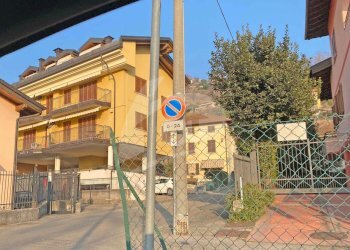 facciata.jpg - Trilocale Via della Repubblica 7, Laveno-Mombello - foto 25