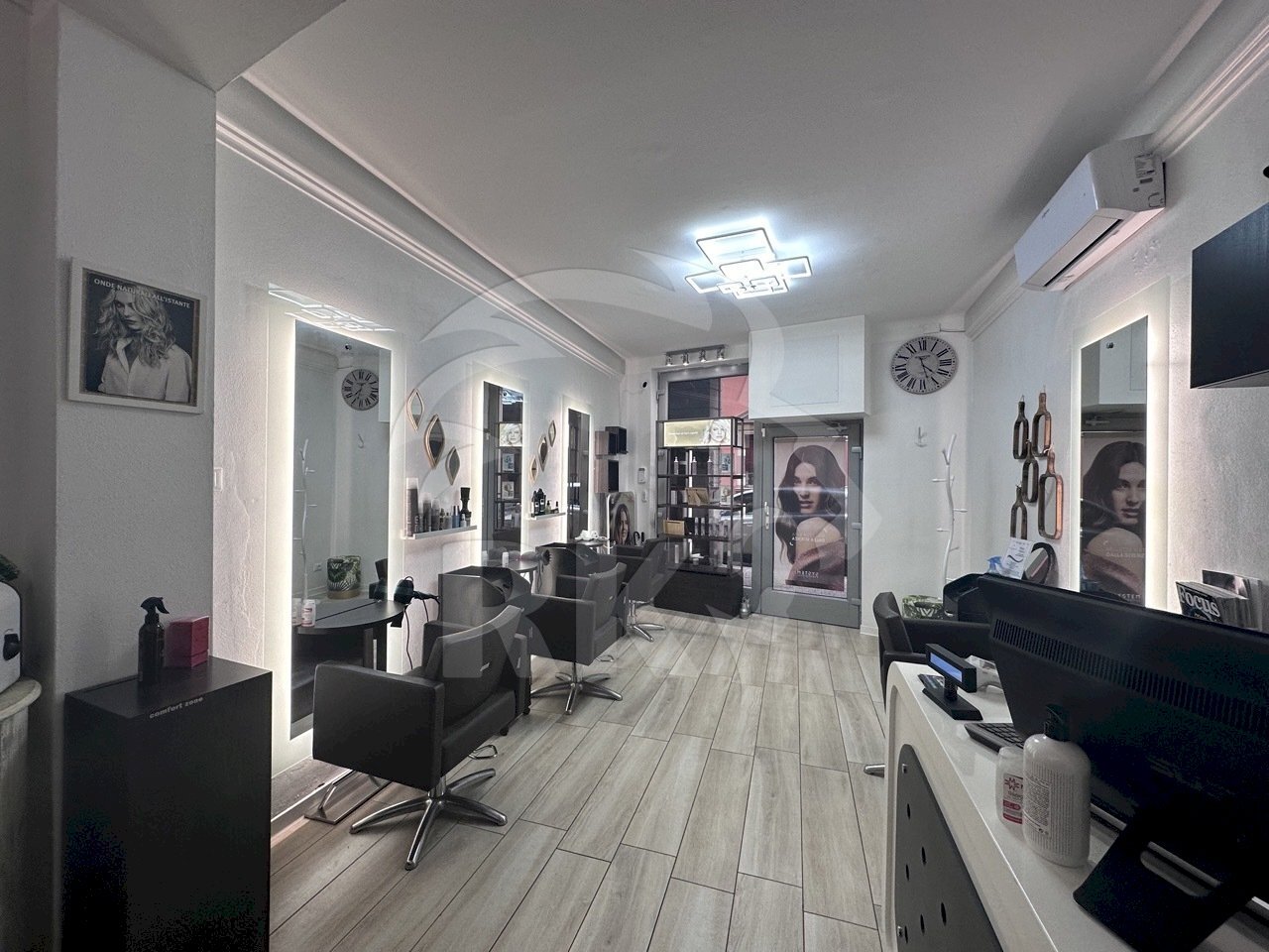 IMG_4302 - dimensioni grandi.jpeg - Commercial Premises via d'azeglio  51, Bologna - photo 1