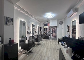 IMG_4302 - dimensioni grandi.jpeg - Commercial Premises via d'azeglio  51, Bologna - photo 1