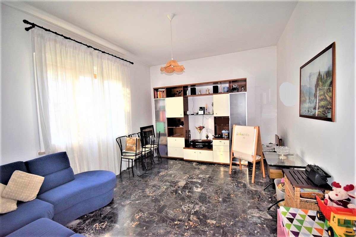 Independent house Russi - photo 1