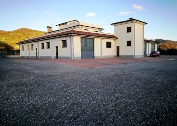 IMG_20180117_164326.jpg - Capannone Fosdinovo - foto 1