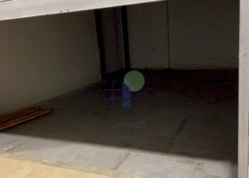 ingresso - Warehouse Via Pian di Rota 22, Livorno - photo 4