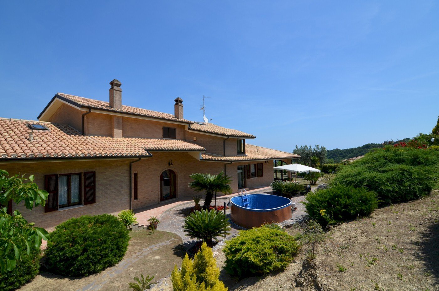 Single Family Villa Via Dei Ginepri, Acquaviva Picena - photo 2