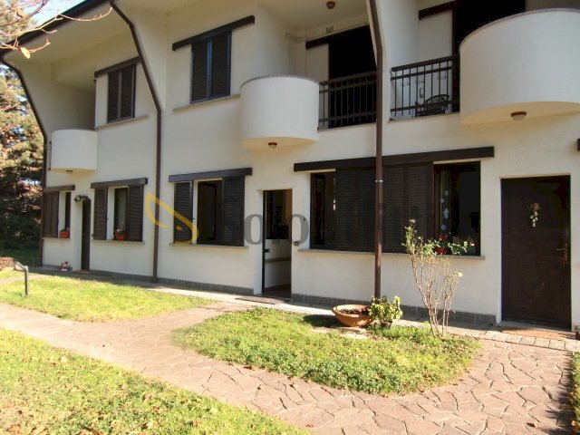 CIMG2290.JPG - Villa a Schiera Via Col di Tenda, Cesano Maderno - foto 2