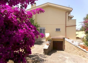 Facciata - Villa via dei Tigli, 6C, Anzio - photo 1