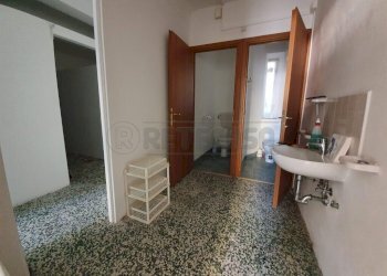 INTERNO ATTUALE - Locale Commerciale Corso Giuseppe Garibaldi 178, Viareggio - foto 9