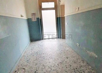 altra vano finestrato - Locale Commerciale Corso Giuseppe Garibaldi 178, Viareggio - foto 6