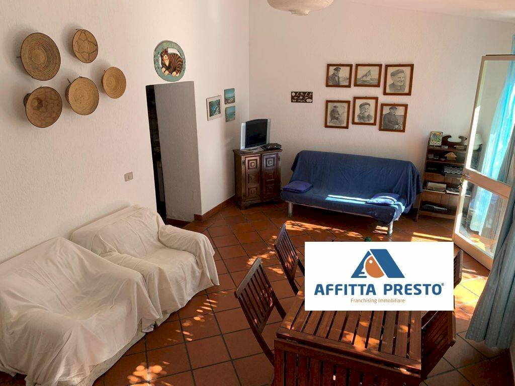 Casa indipendente Via Principe di Piemonte, Porto Torres - foto 2