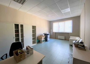 UFFICIO - Ufficio via Angelo Carrara, Genova (zona Quarto) - foto 1