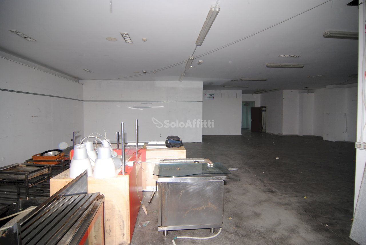 PIANO TERRA VANO PRINCIPALE - Capannone Livorno - foto 3