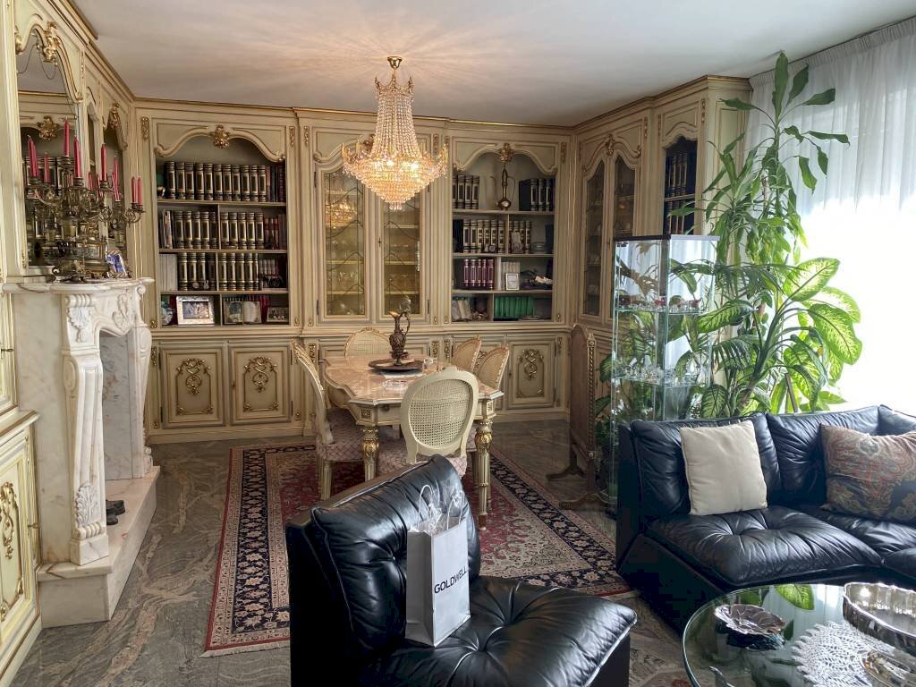 Stable - Palace strada del Bramafame, Torino - photo 1