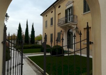 Apartment Reggio nell'Emilia - photo 1