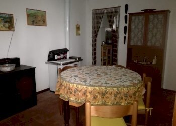 Independent house Canossa - photo 10