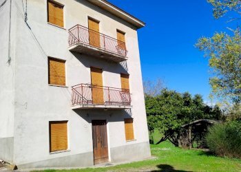 Independent house Canossa - photo 4