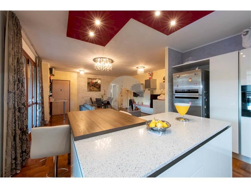 Apartment Reggio nell'Emilia - photo 1