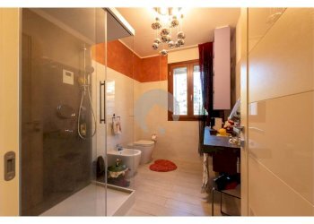 Apartment Reggio nell'Emilia - photo 8