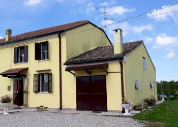 Porzione di casa Ferrara - foto 2