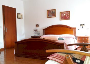 Porzione di casa Ferrara - foto 19